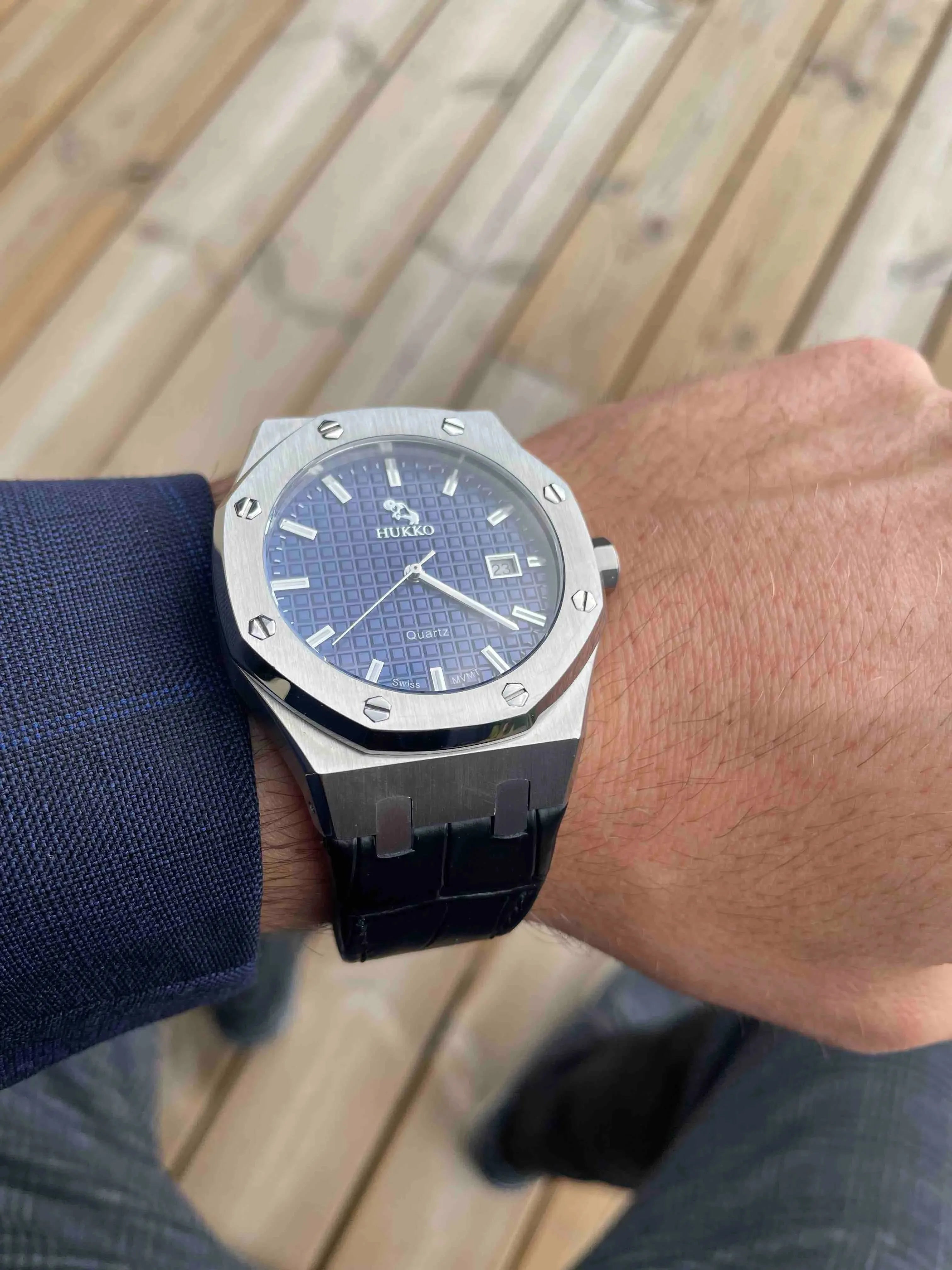 Majesty II Blå urskive, sølv urkasse og sort rem